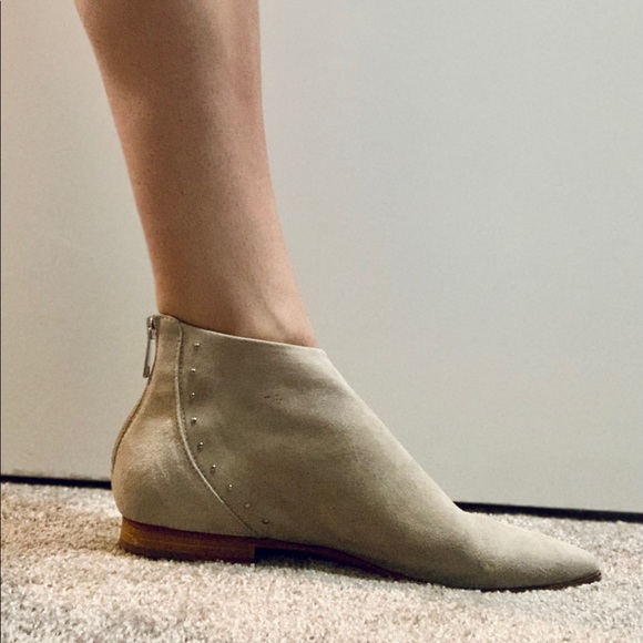 Italian Soft Leather Designer Low Ankle Booties Size 39 - Picture 3 of 6